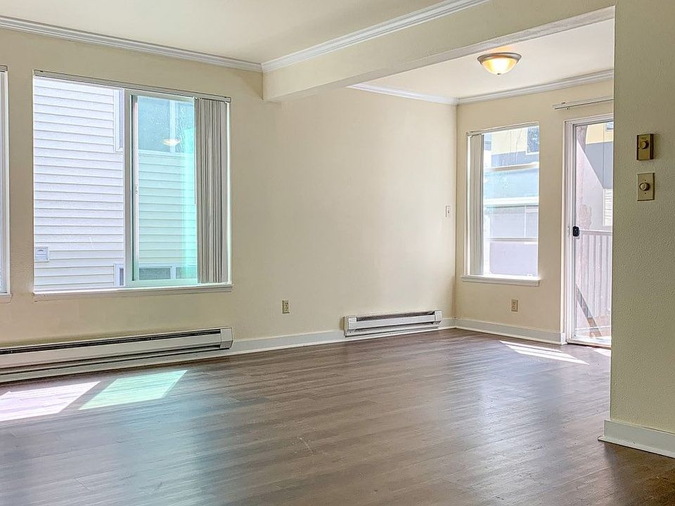 North Green Lake Apartments 1121 N 91st St Seattle WA Zillow