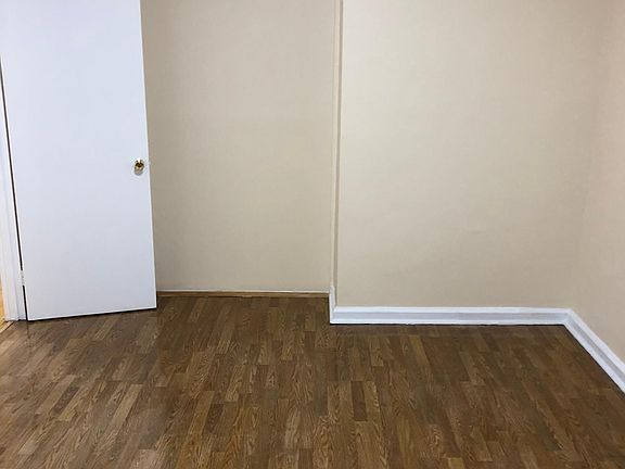 5th image of 8782 Bay Pkwy