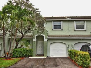 4760 Grapevine Way, Fort Lauderdale, FL 33331