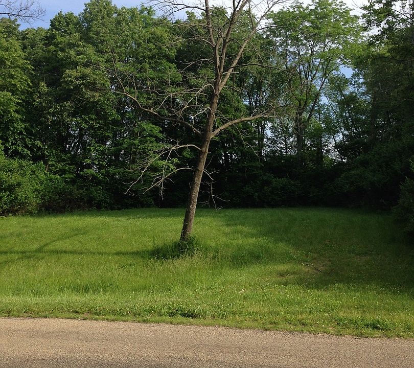 2nd image of 74 Lake Thunderbird Dr