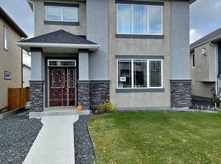 28 Cherrywood Rd, Winnipeg, MB R3Y0T1