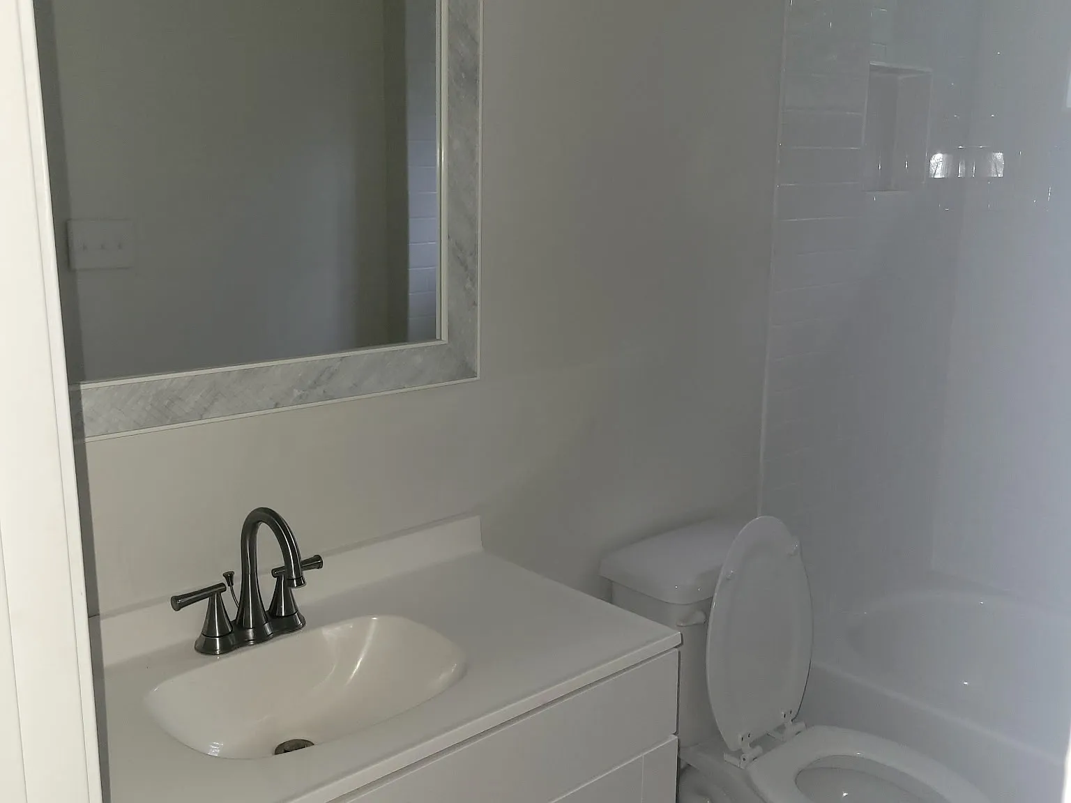 2 bed, 1040 sqft, $1,695 — Photo 3
