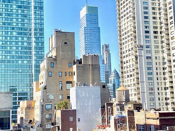 3rd image of 345 E 56th St APT 21A