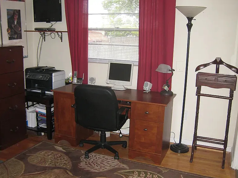 2610 Lake Wade Ct — Photo 4
