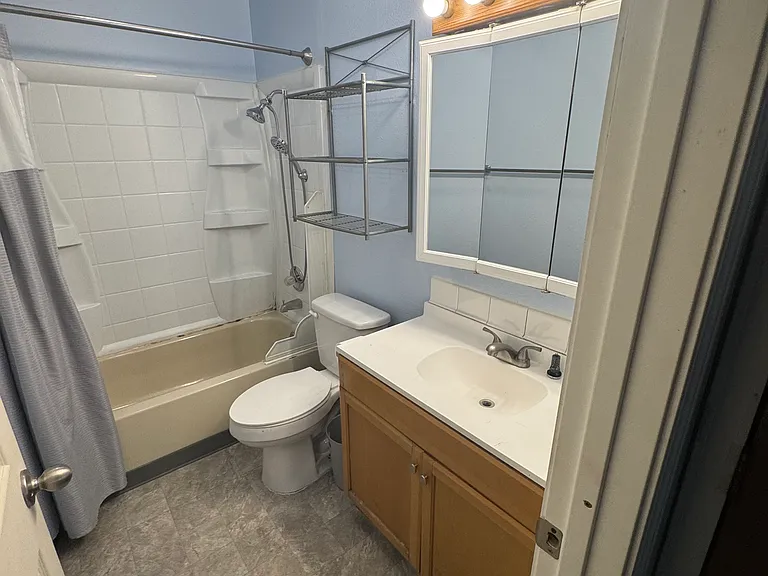 1201 Juneau St #1 — Photo 19