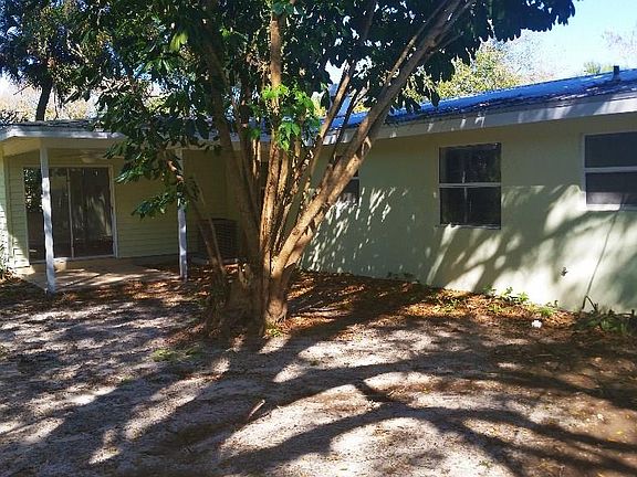 5th image of 2715 53rd Ave