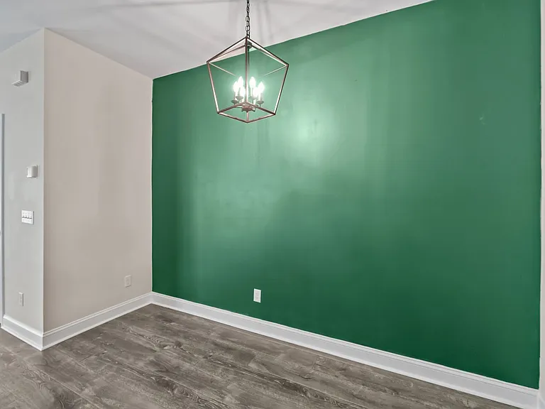 147 Ainsdale Dr — Photo 13