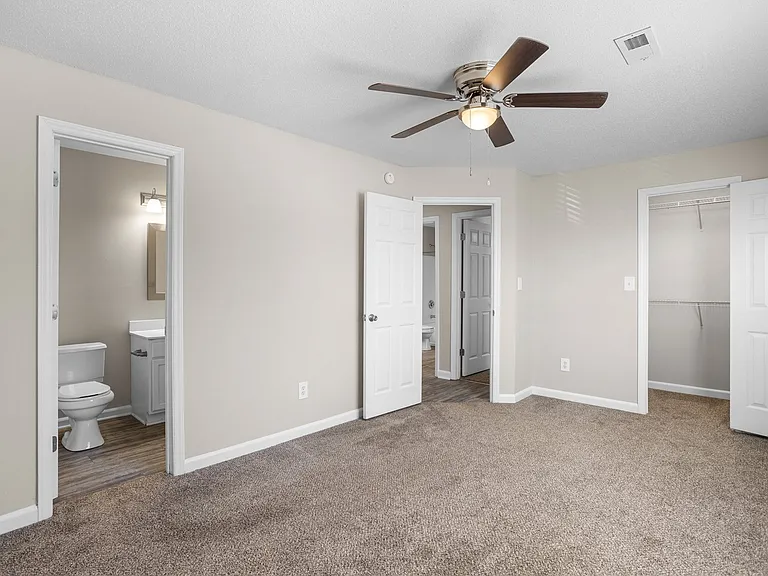 Wendover Ridge Apartments — Photo 15