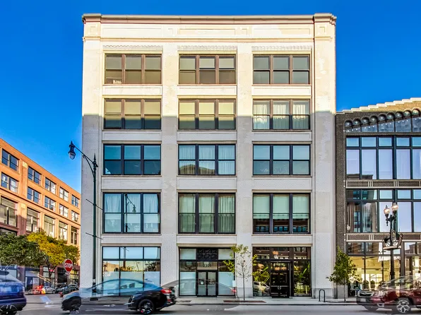 2303 S Michigan Ave APT 208, Chicago, IL 60616