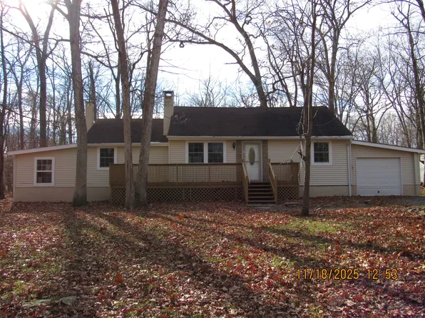 867 Underwood Rd W, East Stroudsburg, PA 18302