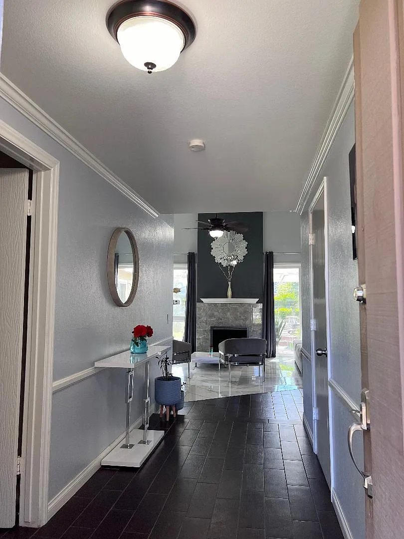 3 bed, 1648 sqft, $4,850 — Photo 4