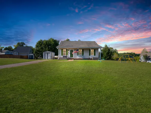 1005 Winesap Rd, Clarksville, TN 37040