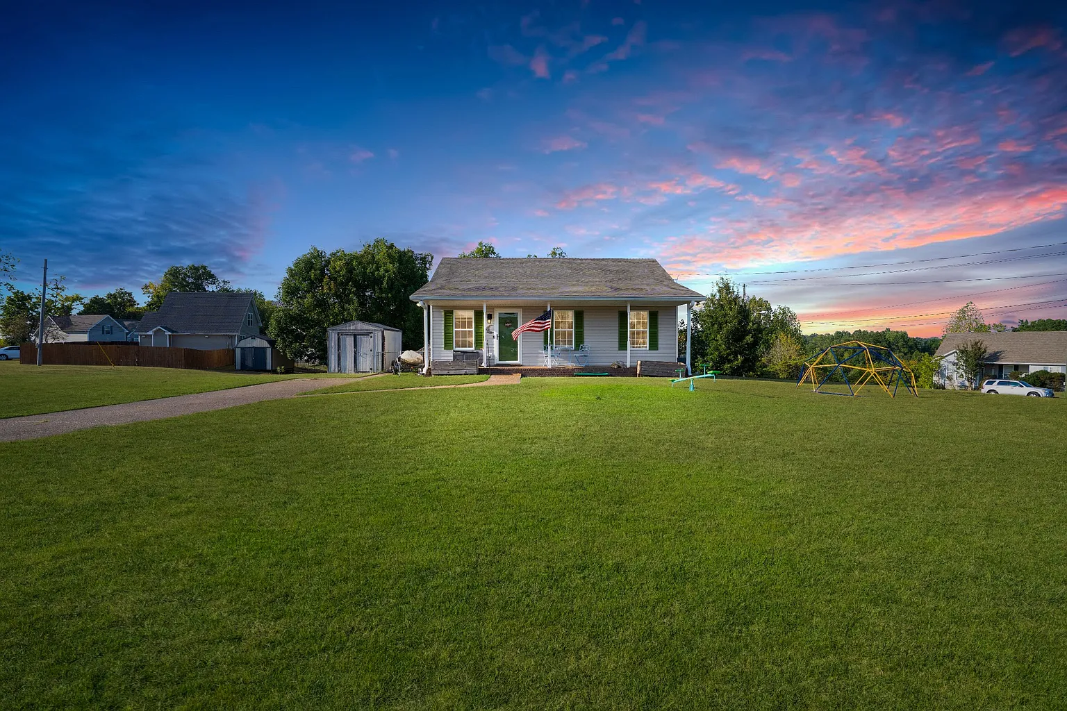 1005 Winesap Rd photo 1