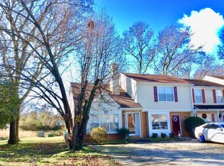 70 Riverchase Dr, Hampton, VA 23669