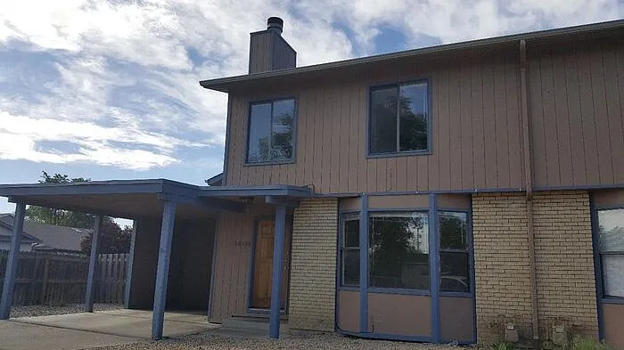 2819.5 Elm Ave