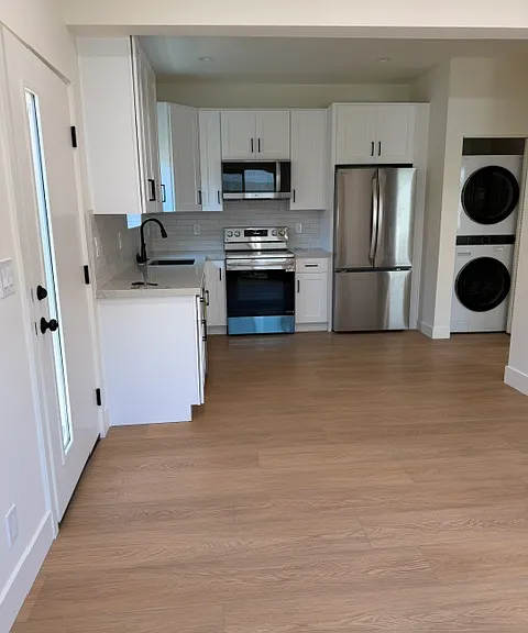 Kitchen area - wider view