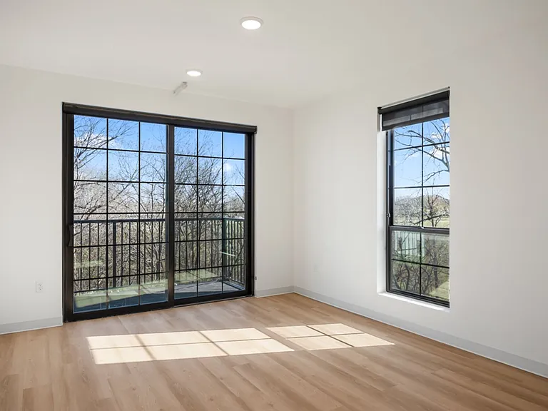 West Light Apartments - Brand New — Photo 150