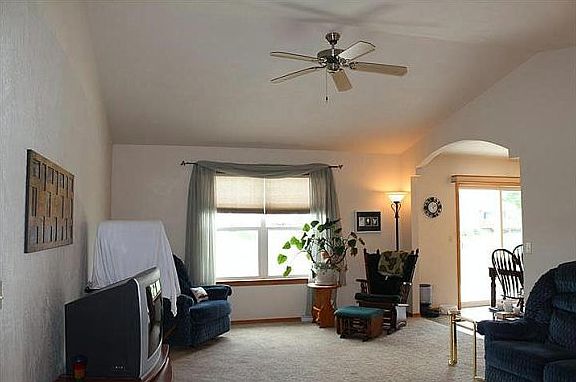 2nd image of N1826 Savannah Dr