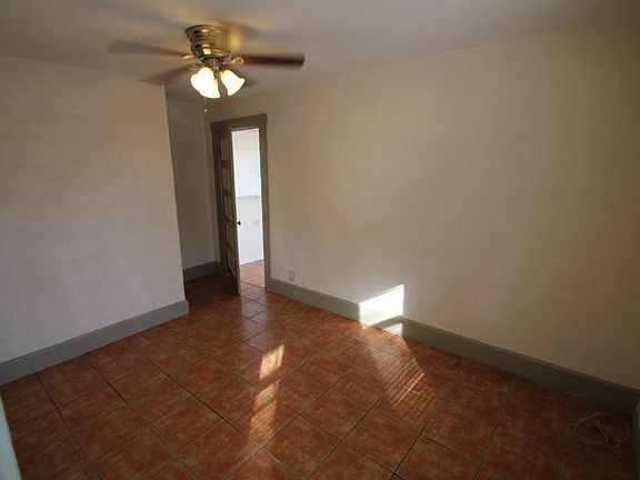 5th image of 826 11th St N #8