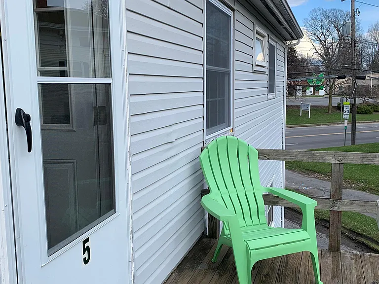 5193 North Rd #5-A — Photo 2