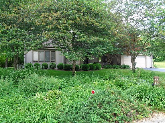 2nd image of 3124 Maria Linden Clos
