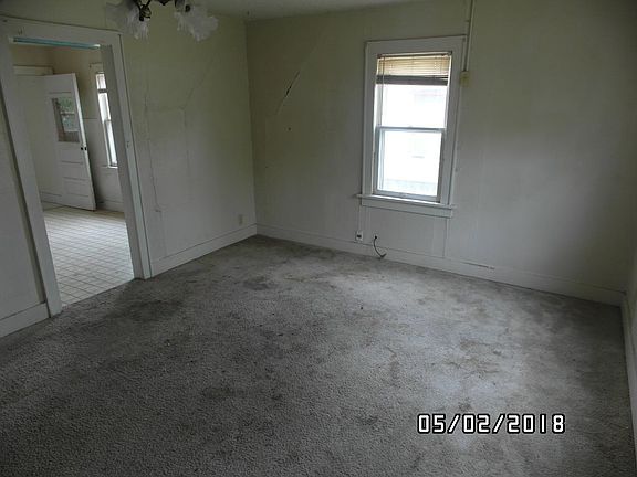 2nd image of 1214 NW Taylor Ave
