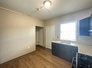 461 Beech St APT 3, Manchester, NH 03103