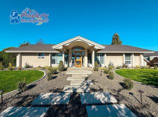 2020 Primrose Ln, Nampa, ID 83686