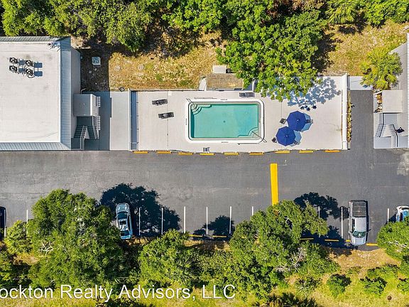 3rd image of 1872 Phillippi Shores Dr #5B
