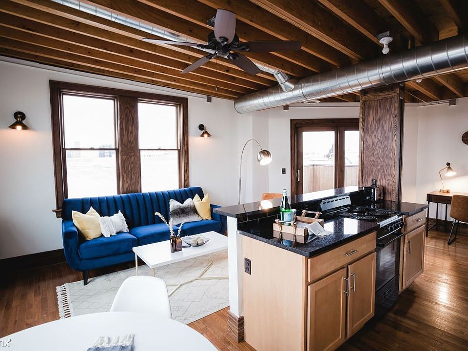 Living Room_1_1200x800
