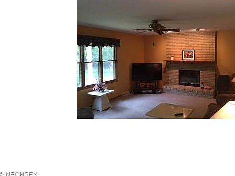3rd image of 4737 Baywood Dr