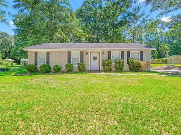 1124 N Way Dr, Semmes, AL 36575