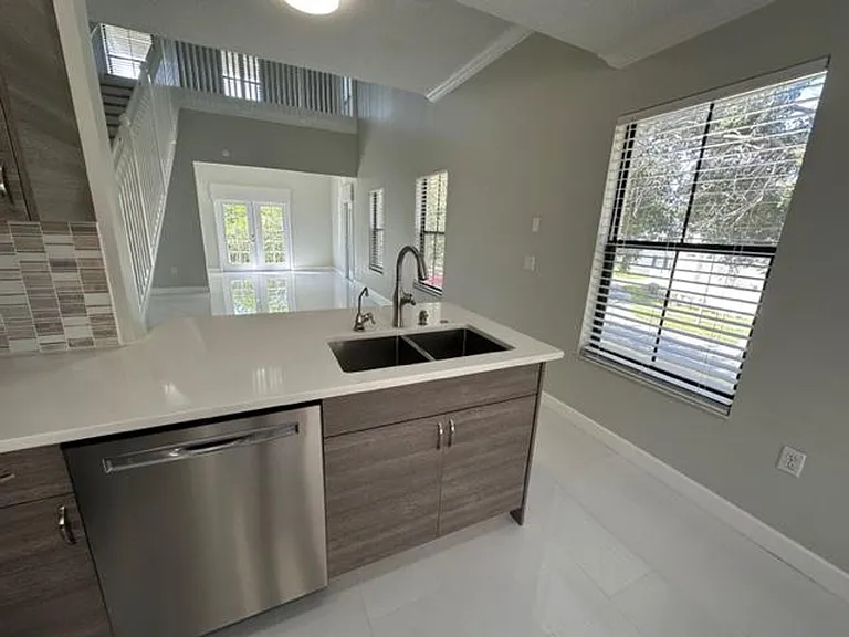 917 Waterside Ln #203 — Photo 19