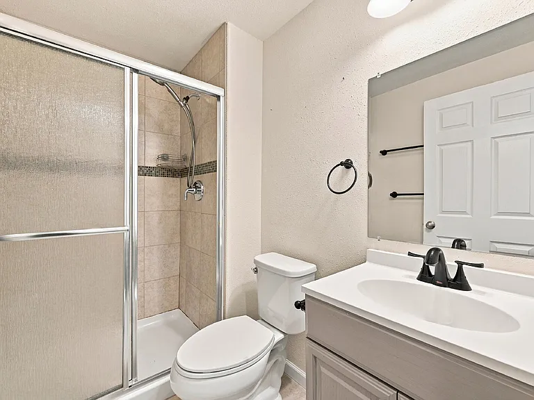 5644 Mountain Garland Dr — Photo 28