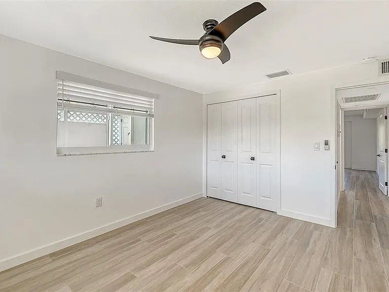 909 Spanish Dr N — Photo 36