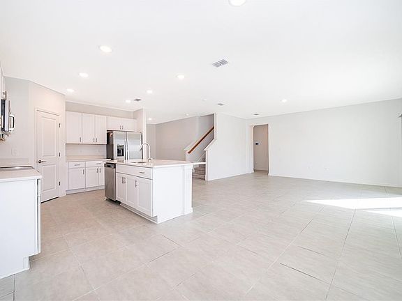 4th image of 187 Brinsmead Rd