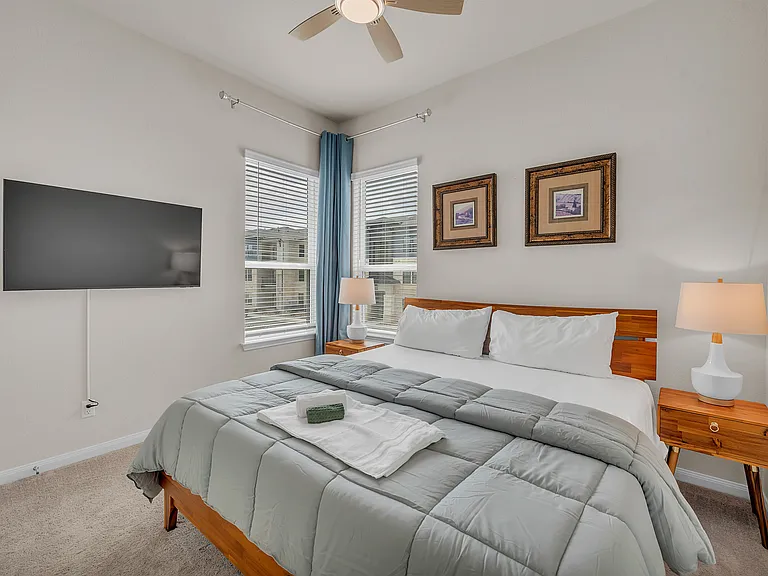 Torrita Dr — Photo 12