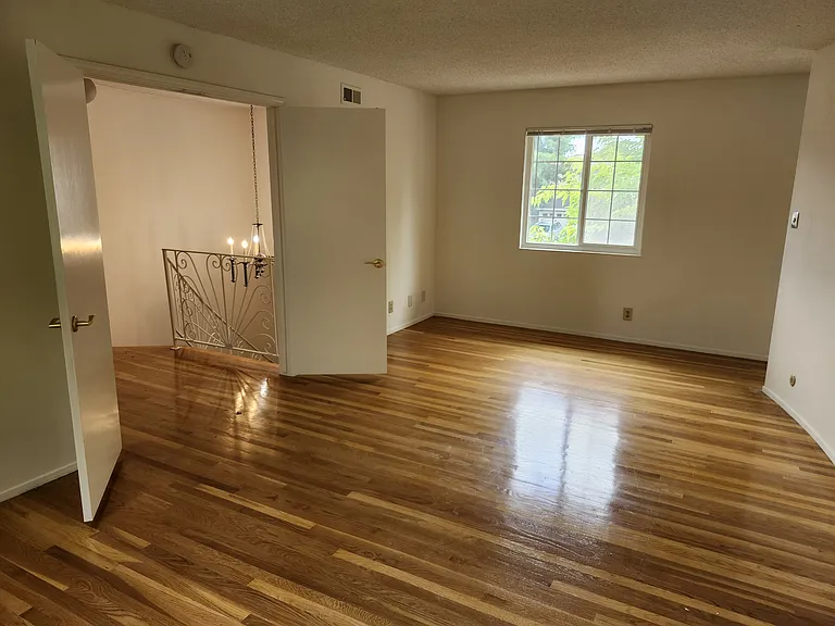 141 Meese Ct — Photo 18
