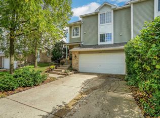 1269 Karyn Ln, Grayslake, IL 60030