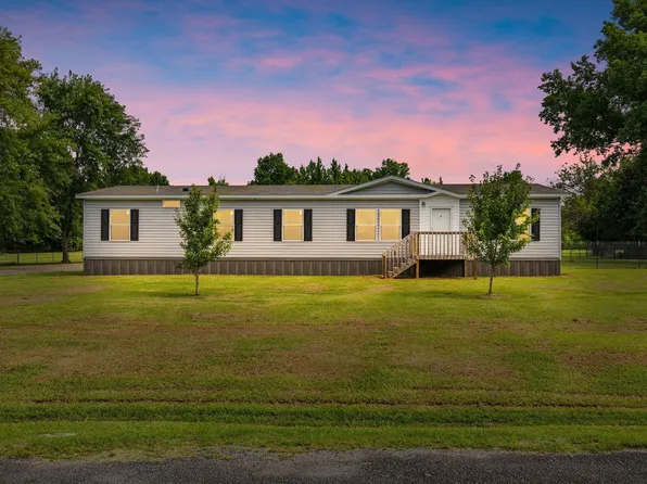 112 Redbird Ln, Jacksonville, AR 72076