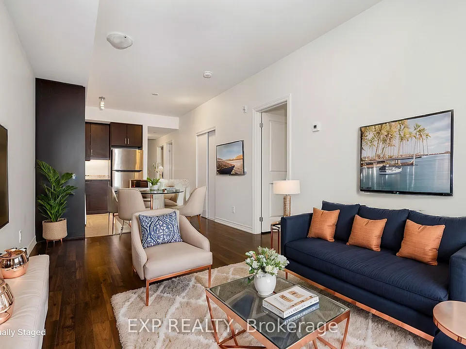 17 Spooner Cres #308