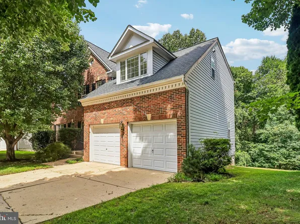 18428 Crownsgate Cir, Germantown, MD 20874