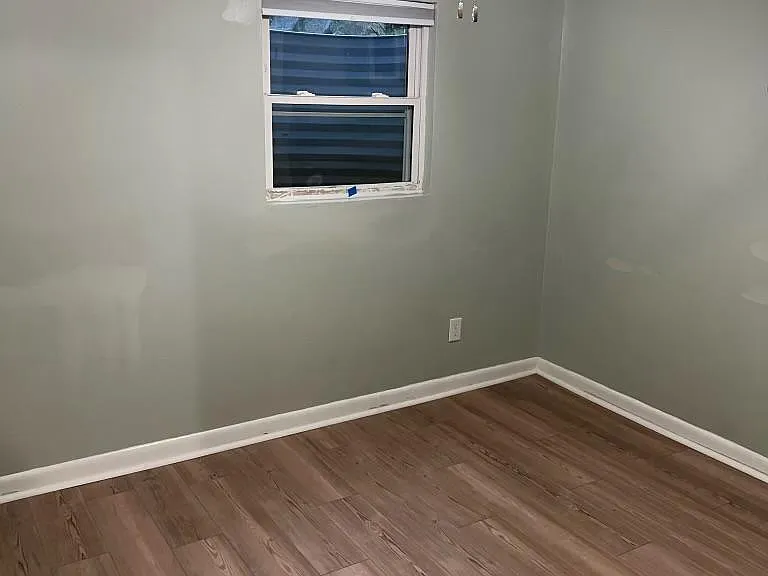 106 Laurel Cir #B — Photo 2
