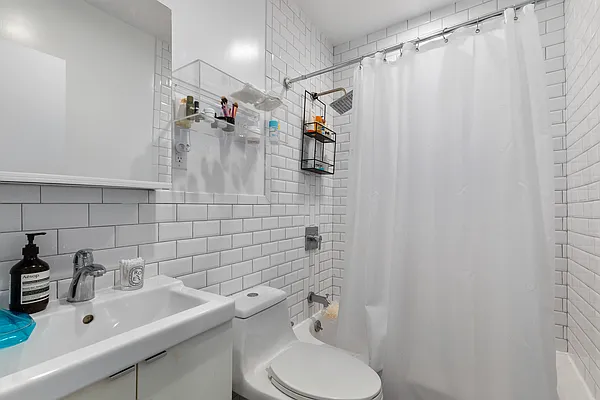 Rented by Dalan Rentals | media 26