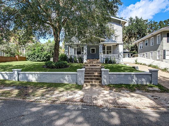 2nd image of 3557 Hedrick St