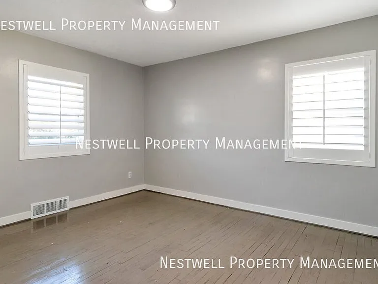 2590 E Wilmington Ave — Photo 10