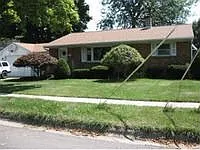 705 Philadelphia St photo 1