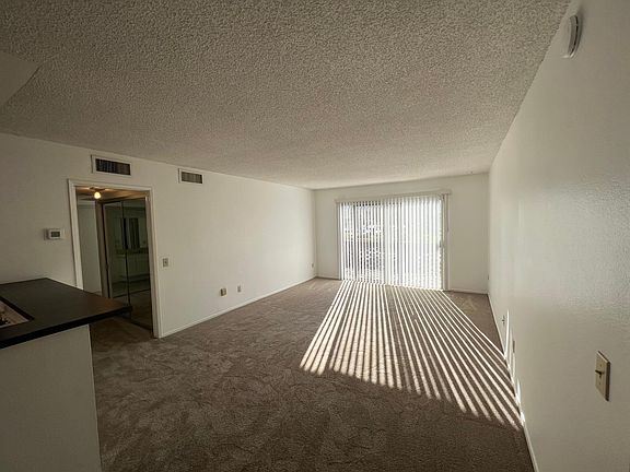 4th image of 23515 Lyons Ave Unit 224