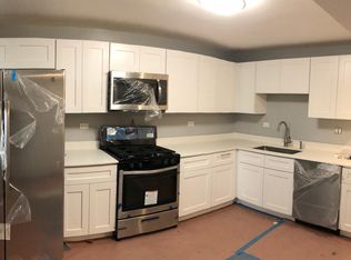 3236 N Troy St #G, Chicago, IL 60618