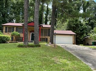 2948 Battle Forrest Dr, Decatur, GA 30034